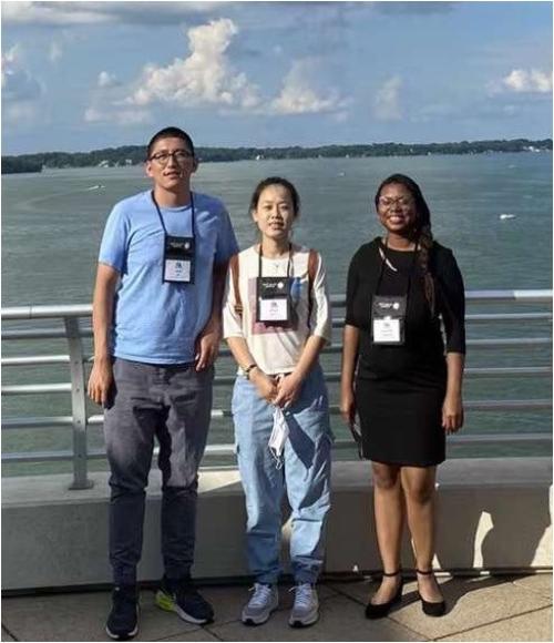 From left: Co-first authors Jiayu Xu and Yuexiu Zhang, and co-author Michelle Chamblee, all from Li’s lab.