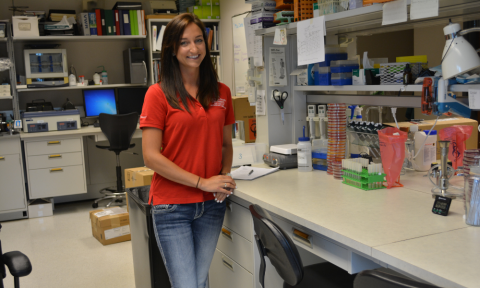 veterinary student in laboratory